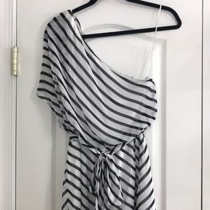 One Shoulder Express Dress!